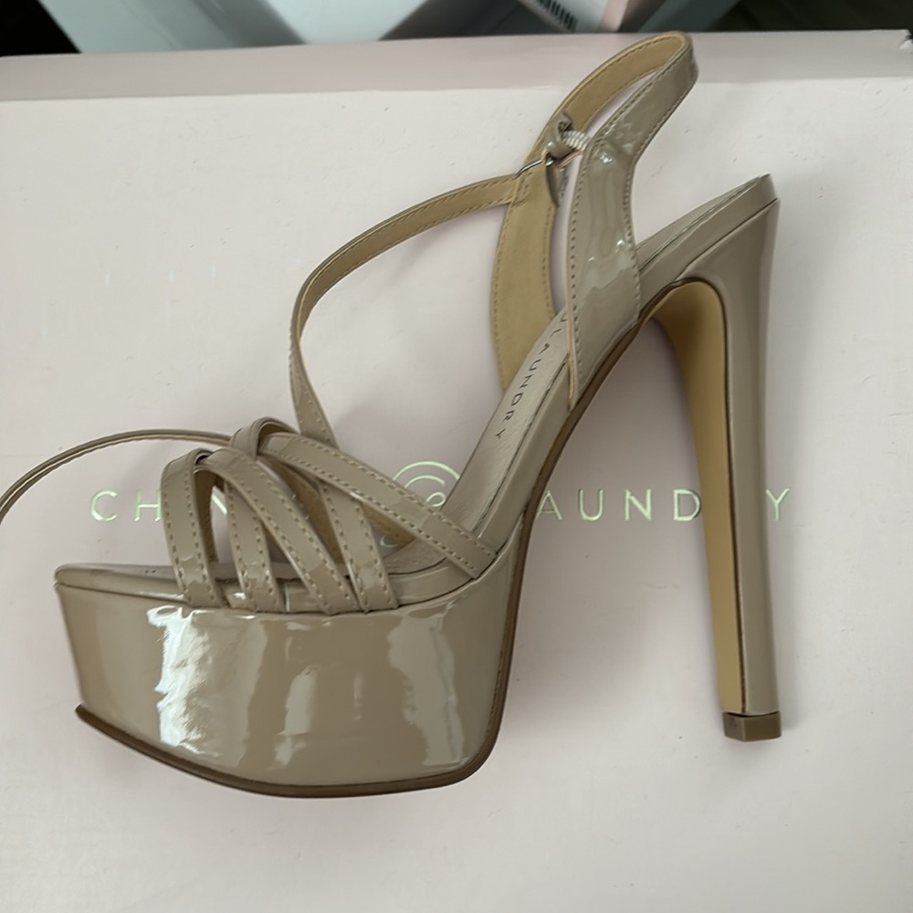 BNWT - still in the box! Brand new Chinese laundry pageant shoes!